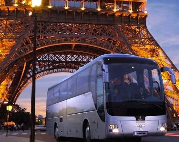 Bus for leisure groups